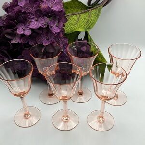 Art Deco Pink Cordial glass set